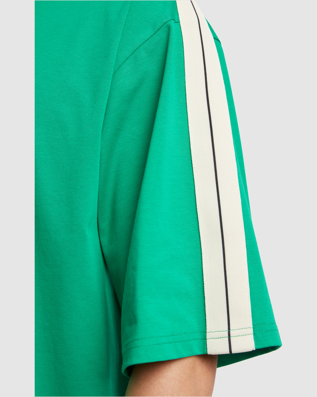Tennis Core Tee - Froggreen — photo 5